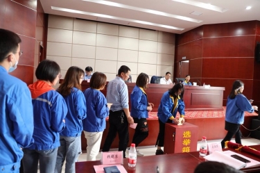 人生就是博手机版纸业工会第七届会员代表大会圆满进行