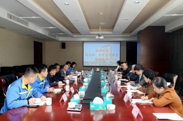 商务部驻杭特办特派员刘福学携浙江省商务厅党组成员、总经济师朱军一行光临人生就是博手机版纸业调查调研