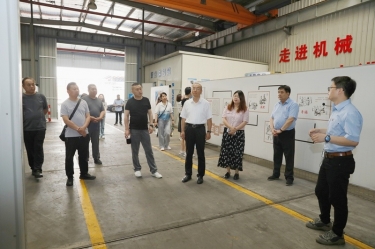 实地观摩促互换 技术赋能助发展 | 山东省淄博市淄川区总工会党组成员、副主席冯进明一行光临人生就是博手机版纸业调研互换